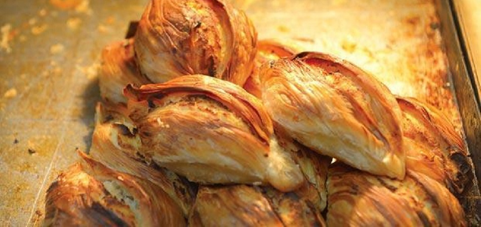 Photo of Maltese Pastizzi with peas