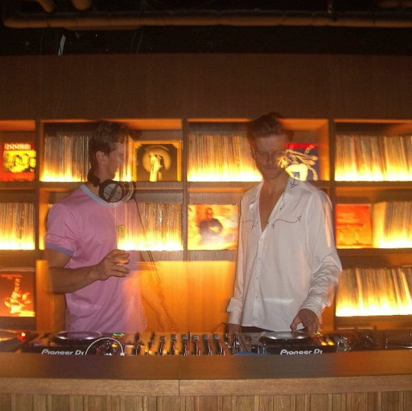 1800 (One eight hundred) live at Abercrombie Hotel in  on March 20, 2026 - Concert poster