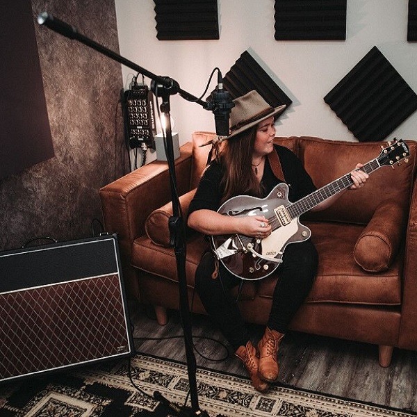 Minnie Marks live at The Duke of George in Perth on April 17, 2026 - Concert poster